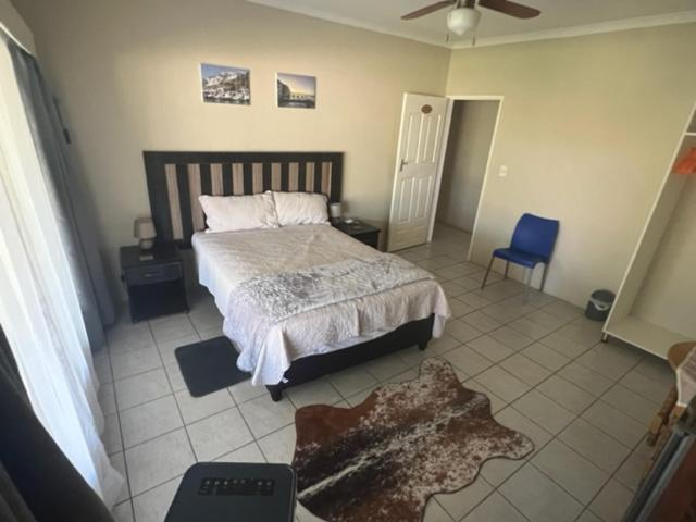 Bedroom 3, Kremetart Villa, Capricorn