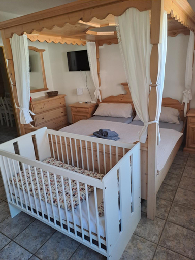 Bedroom 2, Penzion Montana, Klatovy