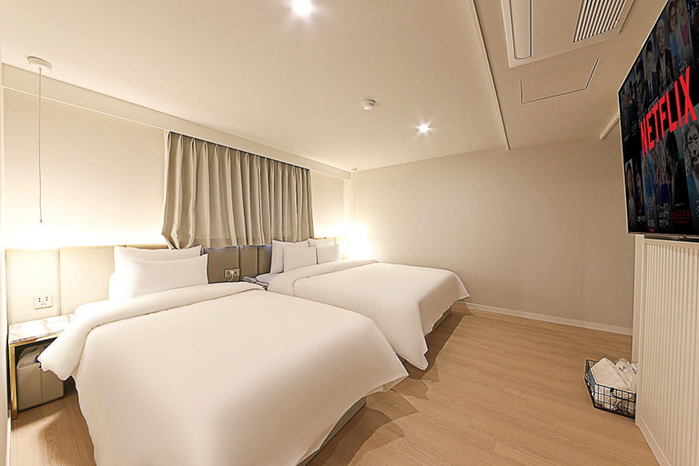Bedroom 3, Busan Choeup Denbasta Hotel, Busanjin