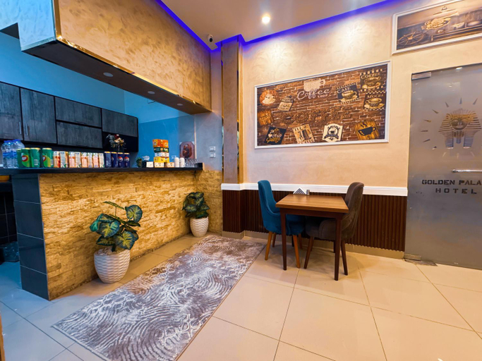 Food & Drinks 5, Golden Palace Suites, Qasr an-Nil