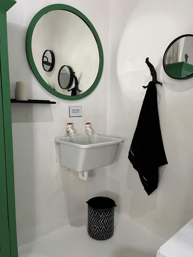 Bathroom 2, Calitzdorp Self-Catering Guesthouse - Oudehuis, Eden