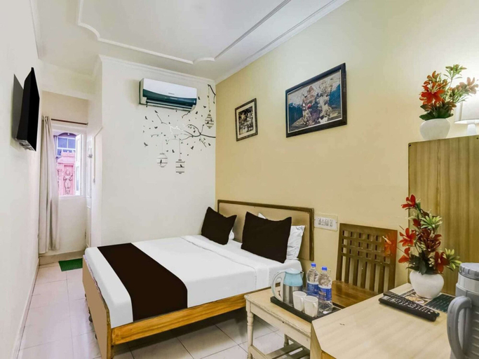 Room 2, Classic Sindhi Camp Paul Avenue, Jaipur