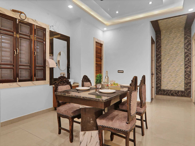 Dining 4, Palette The Oraya Greens, Lucknow