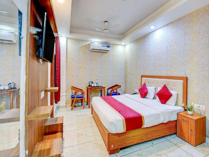 Room 5, Classic Ummed Palace, Mathura