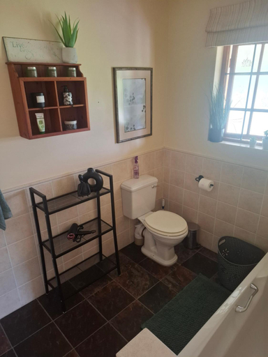 Bathroom 3, Meadow View Guest Room, Gert Sibande