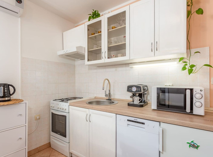 Private kitchen, Sea & Mountain Apartment Dubi, Klana