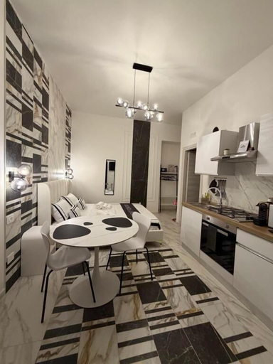 Dining, habitat modern venery, Caserta