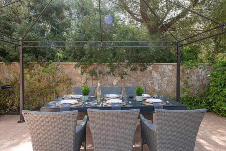 Food & Drinks 5, VILLA SON SERRA, Baleares