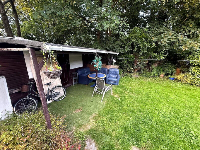 Outdoor dining 3, Ground Floor 1 Bed Flat | Free Parking | Near Tram, Manchester