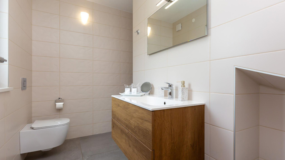 Bathroom 4, Villa Filton by Villas Guide, Vižinada