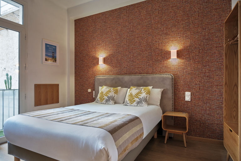 Bedroom 3, The Originals City, Hôtel Mondial, Perpignan, Pyrénées-Orientales