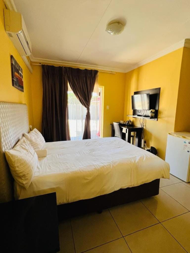 Bedroom 5, Lv Guest house mafikeng, Ngaka Modiri Molema