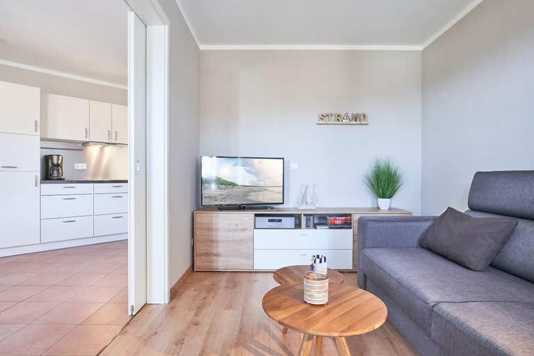 Living room 3, Ferienwohnung mit Ausreichend Platz in Sellin, Vorpommern-Rügen
