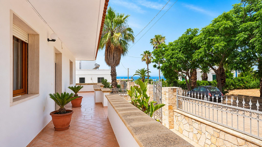3, VILLA BELLAVISTA in Torre Suda, Lecce