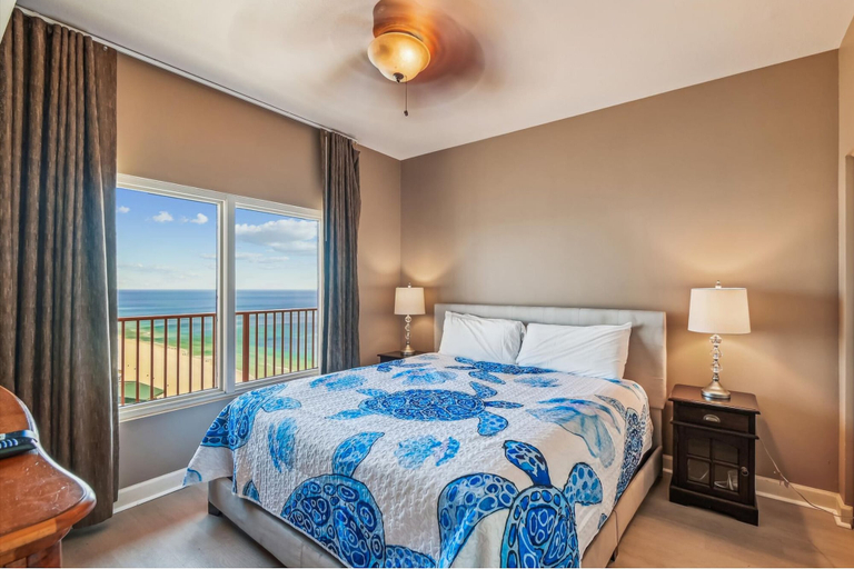 Room 2, AEA - 9900 S Thomas Dr Panama Beach, Bay