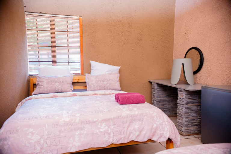 Bedroom 2, Falcon Lodge Bela Bela, Waterberg
