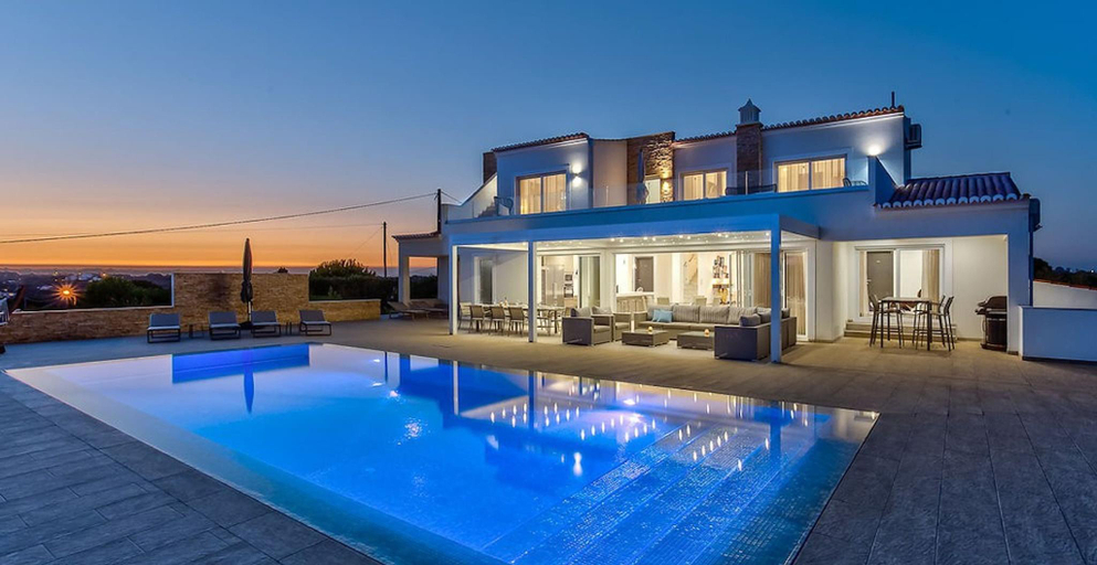 4, Goldeneye · Luxury 6 Bedroom Villa With Infinity P, Lagoa