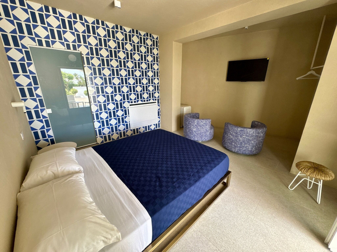 Room 1, Kyma Suites, Messina