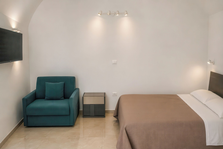 Room 2, La Perla del Mare, Foggia