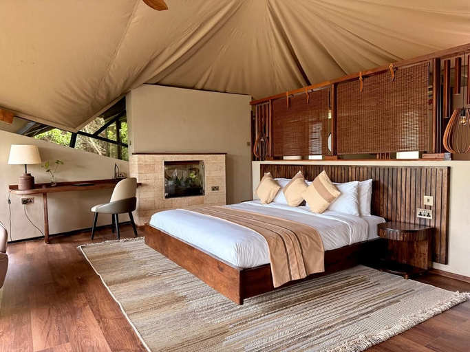 Room 4, Surana Mara Camp, Narok West