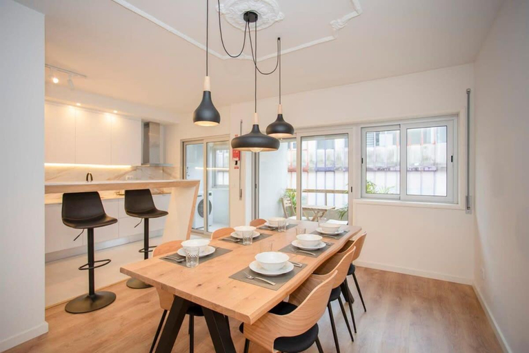 Others 3, Liiiving in Porto - Modern Design Home - Kids Friendly, Porto