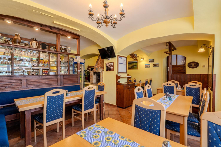 Food & Drinks 3, Penzion restaurace U Racaku, Český Krumlov