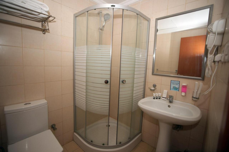 Bathroom 5, فندق قصر الأزهر - Al-Azhar Palace Hotel, Makkah