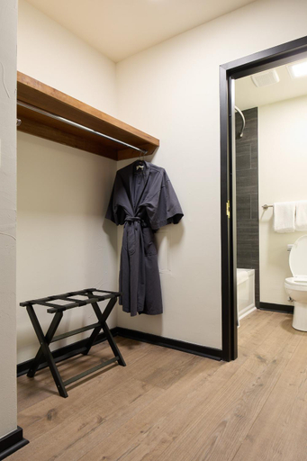 Bathroom 5, Gravity Haus Big Sky, Gallatin