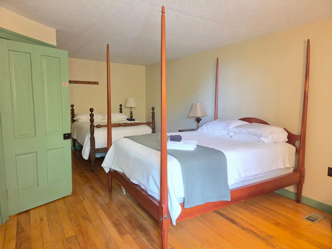 Bedroom 2, The Cortina Inn, Westmoreland