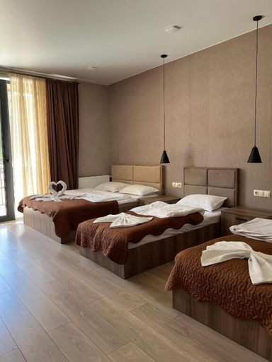 Others 2, Hotel Sweet Night, Kazbegi