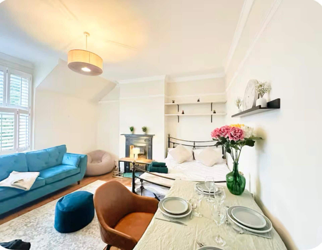 Others 1, Wimbledon Area Apartment, London