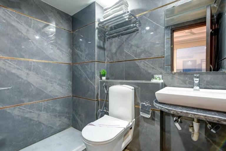 Bathroom 5, Hotel Ambience, Delhi