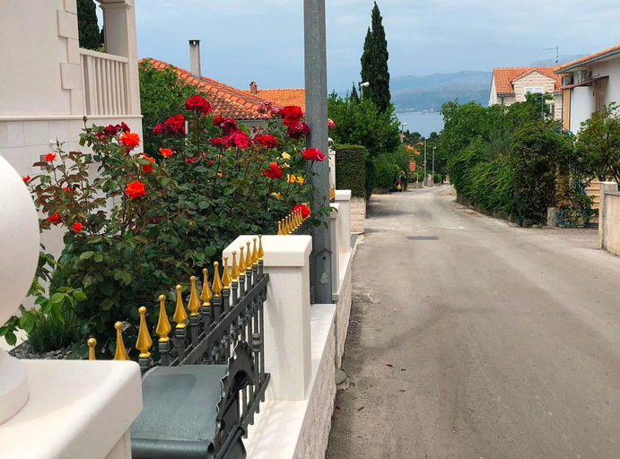 Others 4, Apartments Manda, Supetar