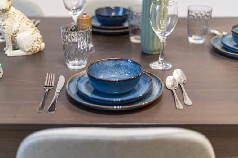 Dining 3, Apartment - Sleeps 7 - Paddington Station 5 Mins, London