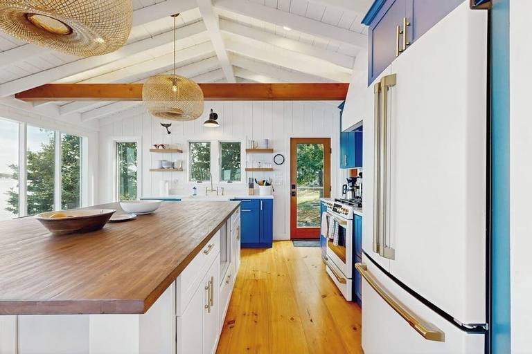 Private kitchen 5, 2 Waterfront Cottages in Ocean Point With Dock & Large Yard, Dog Friendly, Lincoln