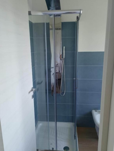 Bathroom 4, VIVA CAMPUS, Campobasso