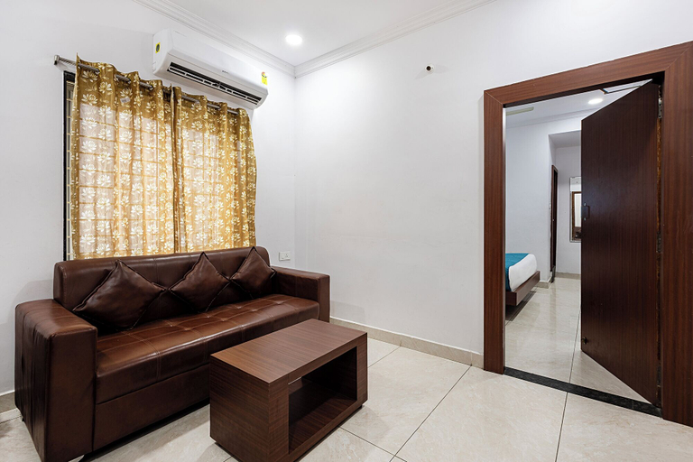 Room 5, Fabhotel Aditya Premier, Guntur