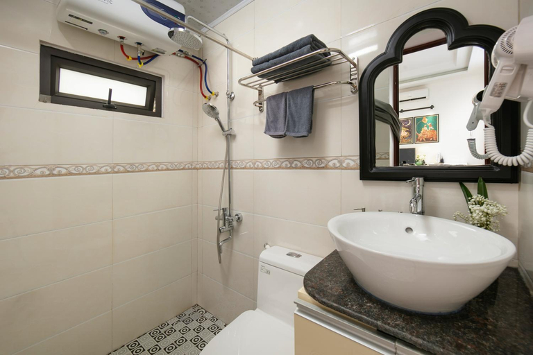 Bathroom 3, Cat Ba Maison Bay View Villa, Cát Hải
