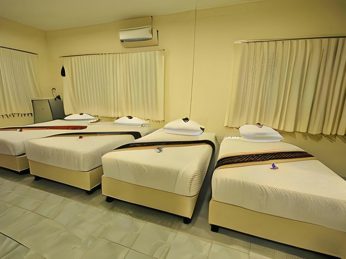 Bedroom 3, Piyaporn Hill Paradise Hotel, Mae Sai