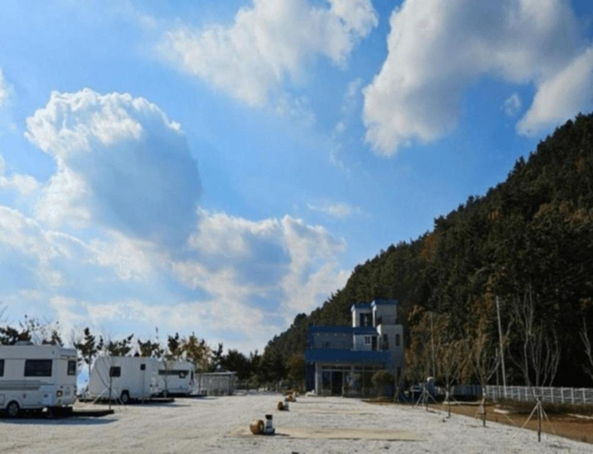 Exterior & Views 1, Boseong Gaeksan Caravan Pension