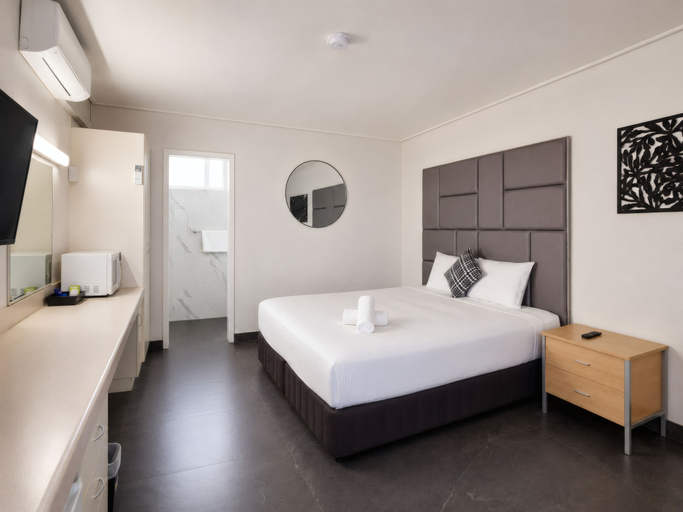 Bedroom 4, Gladstone CBD Motel, Gladstone