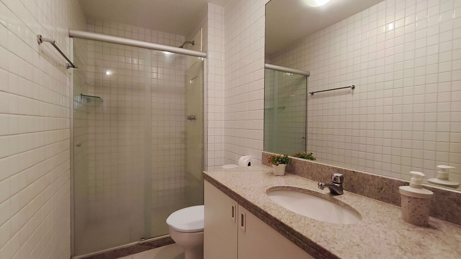 Bathroom 2, Nui Supreme Beach Living, Ipojuca