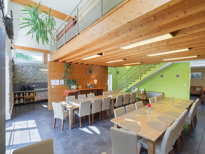 Food & Drinks, Group Getaway in Amel, Liège