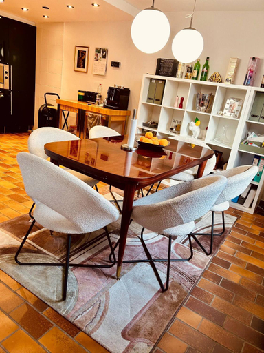 Facilities, Private room with shared bathroom, Liège