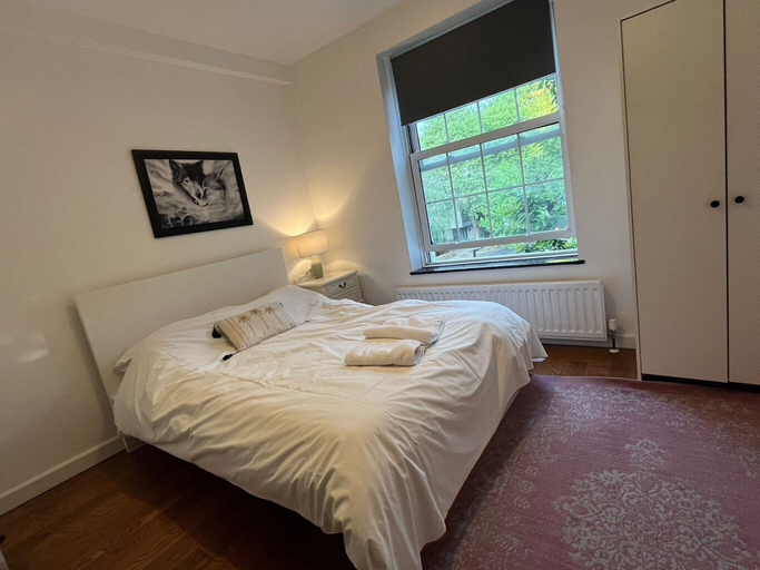 Room 4, Luxury Riverside London Apartment, London