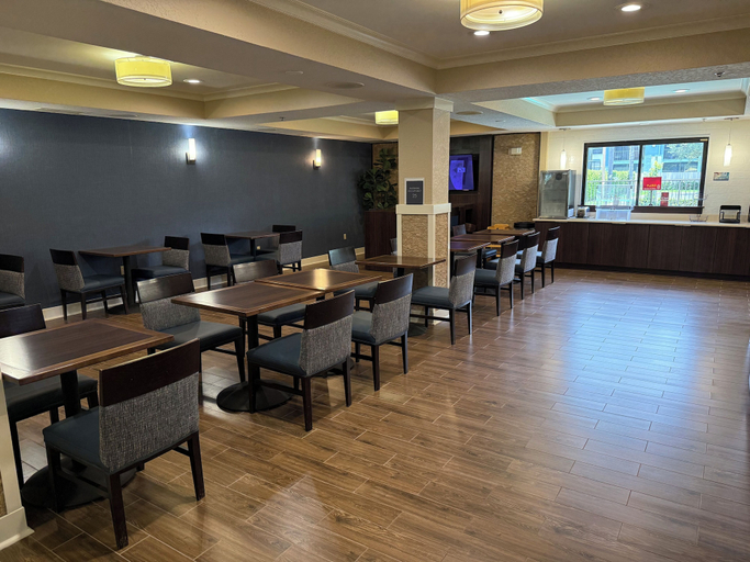 Food & Drinks 5, Best Western Plus Orlando East- UCF Area, Orange