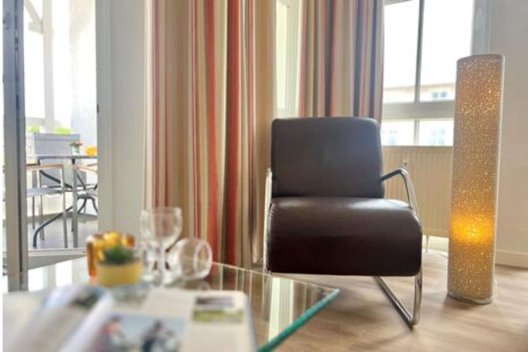 Living room 3, Holiday Apartment With Balcony and Ahoi Discount, Vorpommern-Rügen