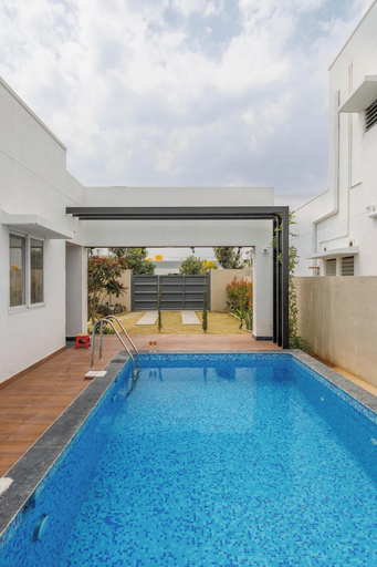 Interior 2, Bloom Haven by Stayjade Poolgarden1h HSR E-city, Krishnagiri