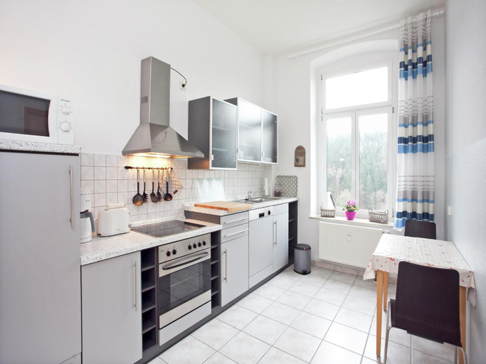 Others 4, Elegant Villa in Borstendorf, Erzgebirgskreis