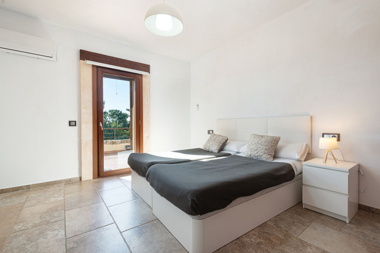 Room 3, Your Island Villa Son Ferragut, Baleares